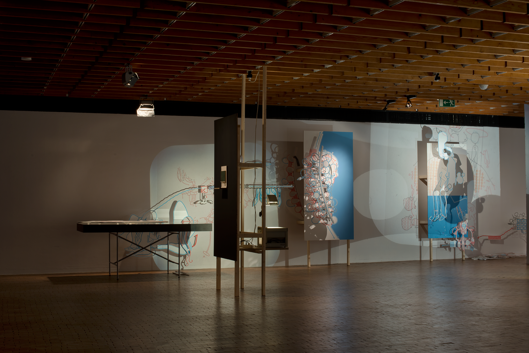 "&uuml;berbrechen", Akademie der K&uuml;nste, Hanesatenweg 2012 - Ausstellungsansicht - Stand: Er&ouml;ffnung