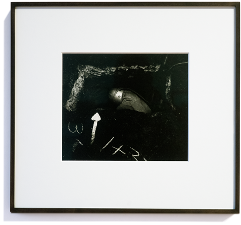 Kunstpfeil_97 (Minor White: Sandblaster, 1949)  Foto Hannes Kater